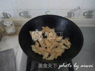 韭菜鸡蛋炒脆饼的做法步骤：4