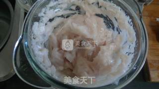 虾丁鱼丸的做法步骤：2