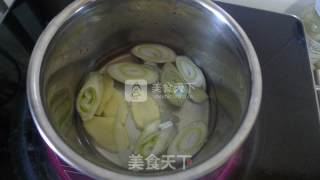 虾丁鱼丸的做法步骤：3