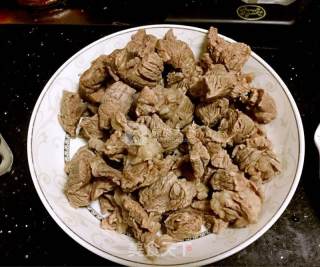 改良版川味红烧牛肉的做法步骤：3