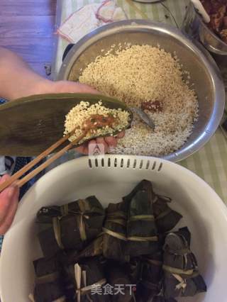 南方肉粽的做法步骤：4
