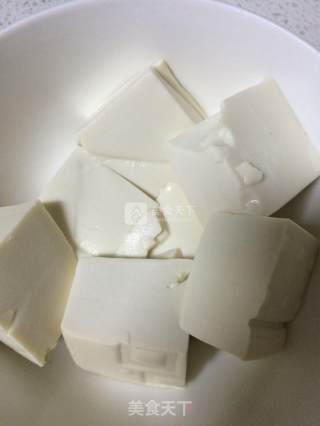 客家酿豆腐的做法步骤：1