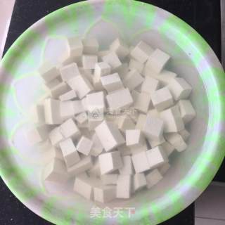 麻婆豆腐的做法步骤：1