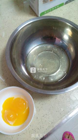 龙猫戚风蛋糕的做法步骤：3