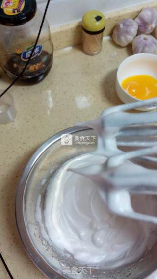 龙猫戚风蛋糕的做法步骤：6