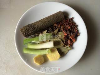肉夹馍的做法步骤：2