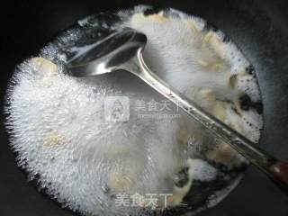 尖椒洋葱炒面筋的做法步骤：2