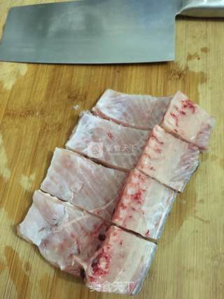 酱香蒸鲩鱼腩的做法步骤：2