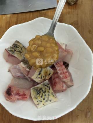 酱香蒸鲩鱼腩的做法步骤：4