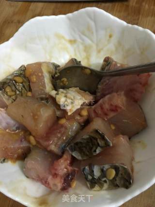酱香蒸鲩鱼腩的做法步骤：7
