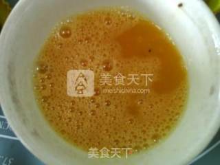 马芬杯亚麻籽油蔬菜蛋饼的做法步骤：4