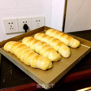 可爱的毛毛虫豆沙包的做法步骤：11