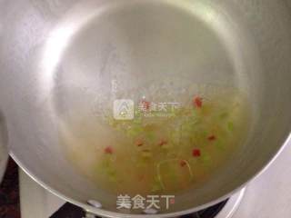 酸梅蒸午笋鱼的做法步骤：11
