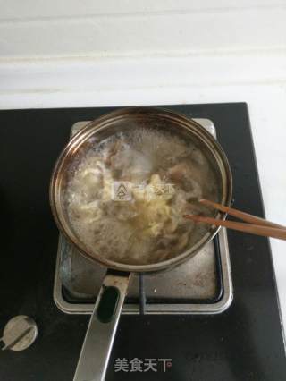 粉皮蘑菇鸡蛋汤的做法步骤：6