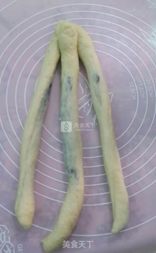 杏仁芝麻馅面包的做法步骤：9