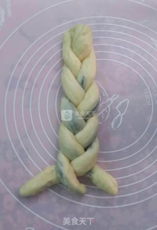 杏仁芝麻馅面包的做法步骤：10