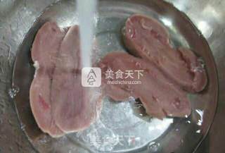 【送万佳湖南特产】分享蒜薹炒猪腰的做法步骤：2