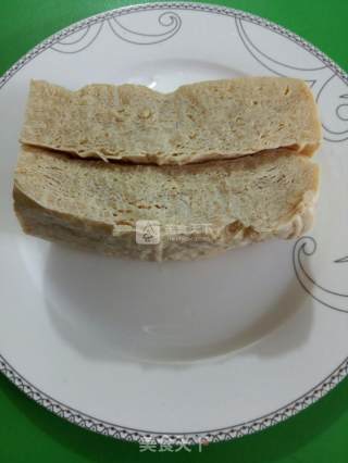 葱烧冻豆腐的做法步骤：2
