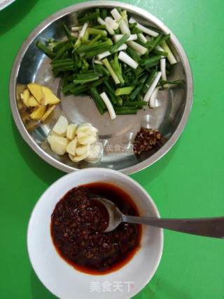 葱烧冻豆腐的做法步骤：4