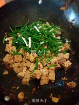 葱烧冻豆腐的做法步骤：7