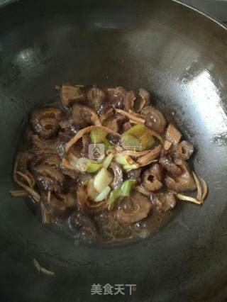 葱烧海参的做法步骤：3