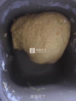 南瓜馒头--金灿灿的刀切馒头的做法步骤：4
