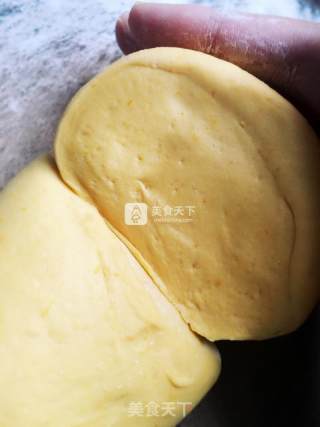 南瓜馒头--金灿灿的刀切馒头的做法步骤：9