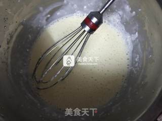 浓浓芝香蛋糕卷的做法步骤：3