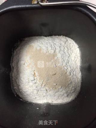 抹茶乳酪小面包的做法步骤：2