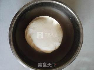 茴香鸡蛋包子的做法步骤：5