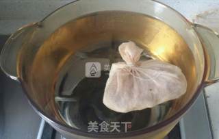 老北京九味酸梅汤的做法步骤：3