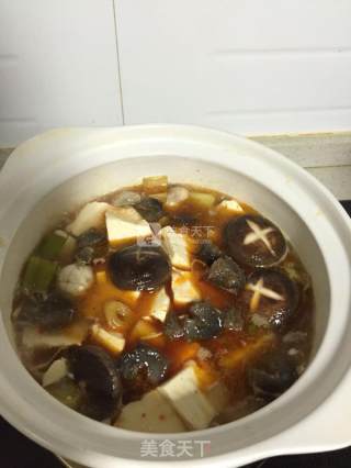 香辣海参豆腐煲的做法步骤：2