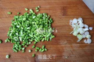 独家 酱油炒饭的做法步骤：5