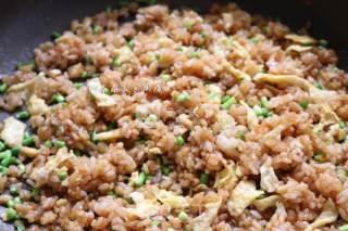 独家 酱油炒饭的做法步骤：15