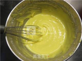 玫瑰花戚风蛋糕的做法步骤：8