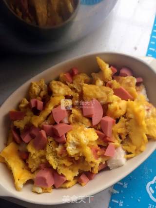吐司鸡蛋火腿焗饭的做法步骤：2