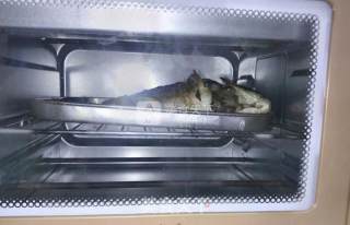 泡椒味烤鱼的做法步骤：4