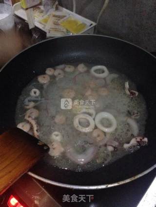 海鲜意面的做法步骤：4
