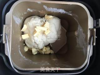 瓦片杏仁排包的做法步骤：2