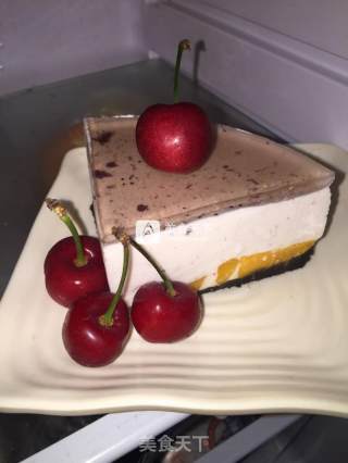 芒果樱桃蓝莓酸奶蛋糕（免烤）的做法步骤：16