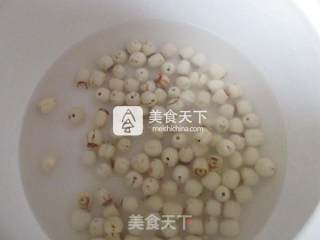 玫瑰莲子糕的做法步骤：2