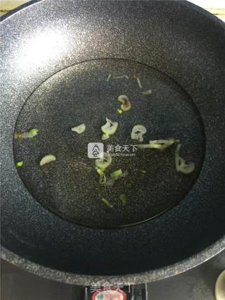 黄瓜鸡蛋汤的做法步骤：4