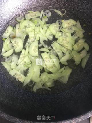 黄瓜鸡蛋汤的做法步骤：6
