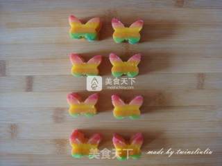 七彩蝴蝶饼干的做法步骤：18
