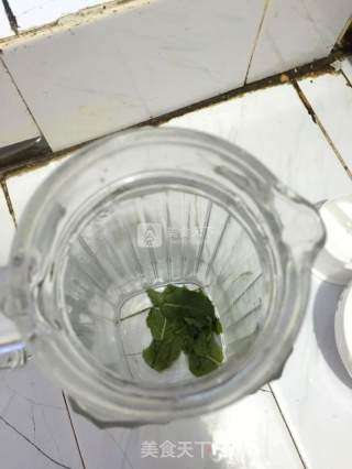 柠檬????薄荷茶的做法步骤：2
