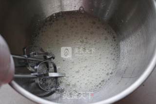多重美味诱惑——芒果慕斯蛋糕的做法步骤：4