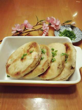 香菇白菜猪肉馅饼的做法步骤：8