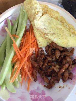 紫菜包饭的做法步骤：3