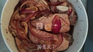 无油版微波炉香辣鸡翅的做法步骤：2