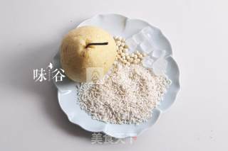 止咳川贝雪梨粥的做法步骤：1
